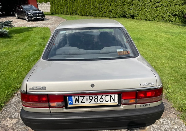 Mazda 626 cena 8900 przebieg: 273272, rok produkcji 1989 z Włocławek małe 704